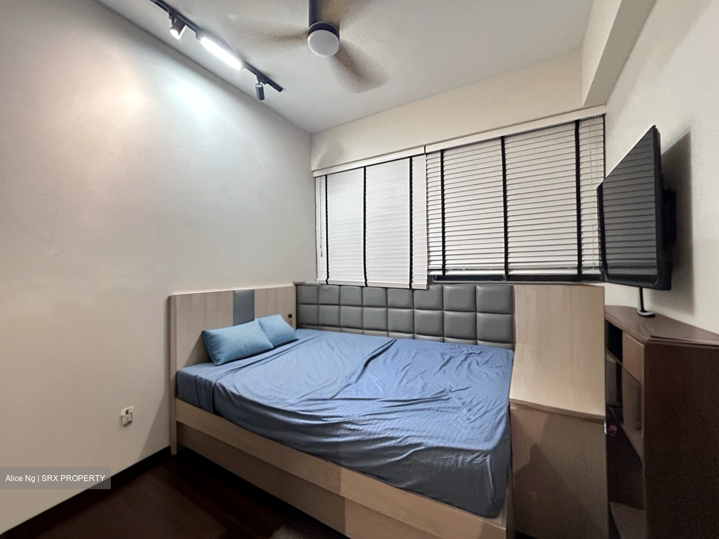 Eight Courtyards (D27), Condominium #563523881